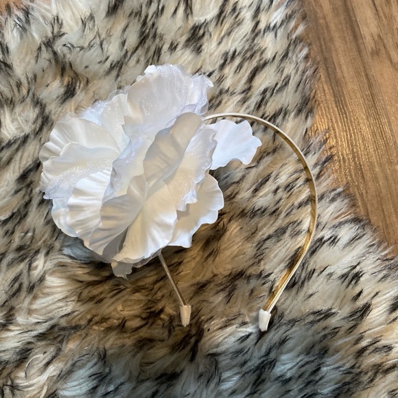 Iridescent Jeweled Flower Headband - Picture 3 of 8